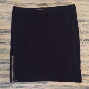 Kenneth Cole side zipper skirt